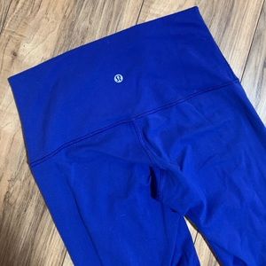 Lululemon wonder under